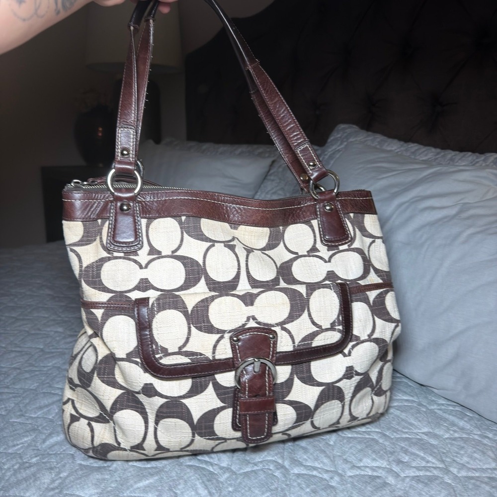 Y2k Coach signature canvas cream/brown shoulder bag
